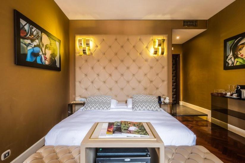The At The Spanish Steps Luxury Collection - The Club Condotti 91 Gasthof Rom