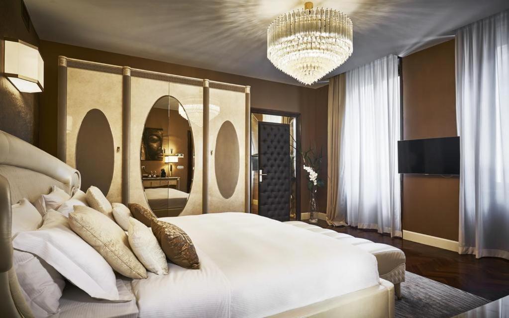 The At The Spanish Steps Luxury Collection - The Club Condotti 91 Gasthof 4*
